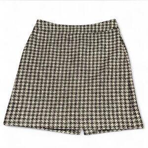 Madison Women’s Black & White Plaid Skirt